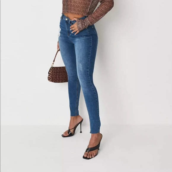 Missguided Sinner Jeans - Picture 2 of 4